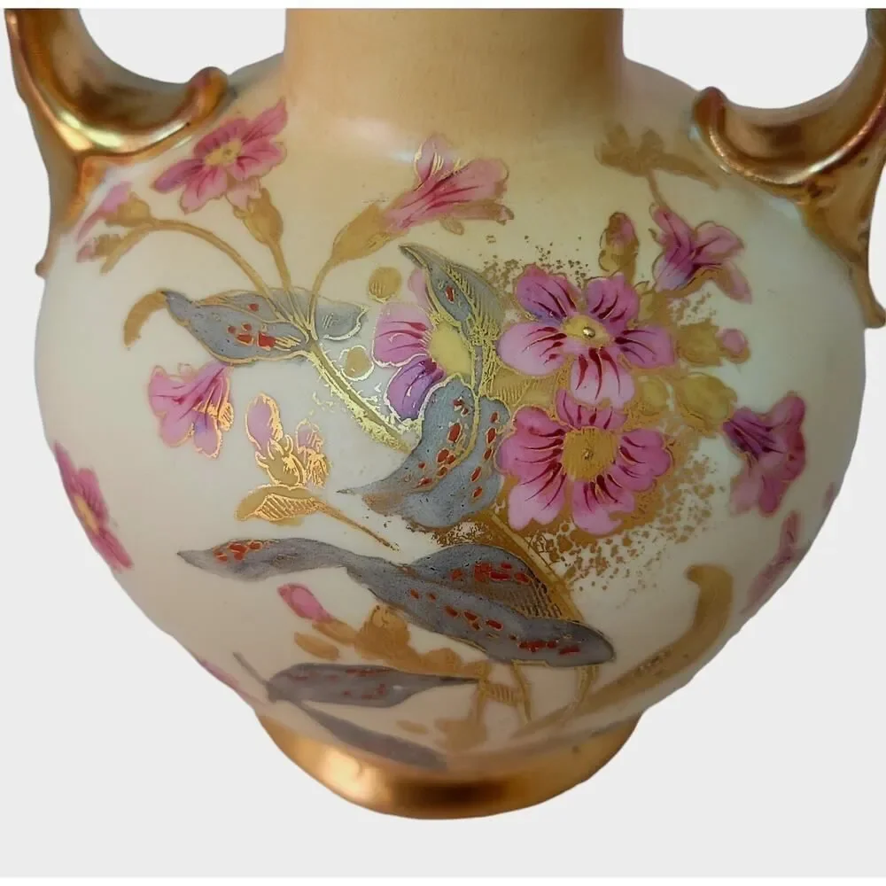 1800S ROBERT HANKE AUSTRIA HAND PAINTED VASE HEAVY‎ GOLD ACCENT 10